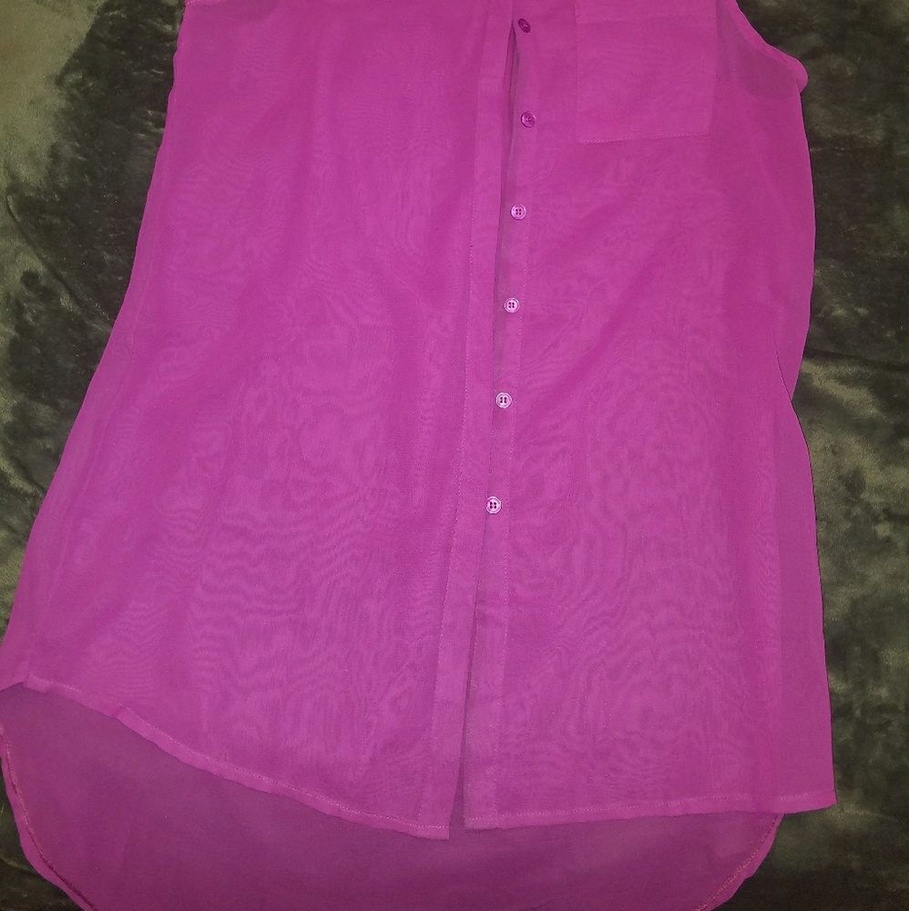 Shirt - Picture 3 of 4
